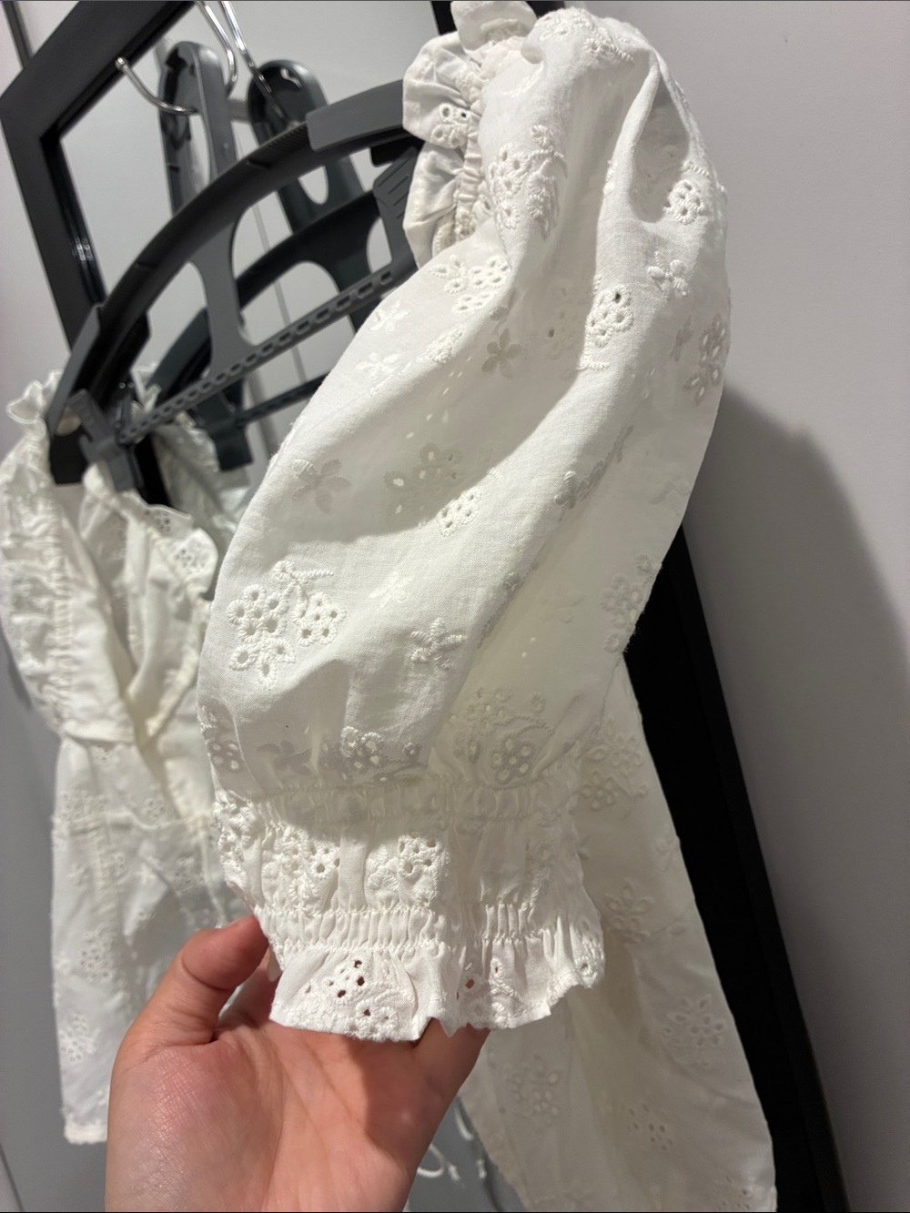 For Love & Lemons White Eyelet Puff-Sleeve Crop Top (moving-sale) - Picture 7 of 13